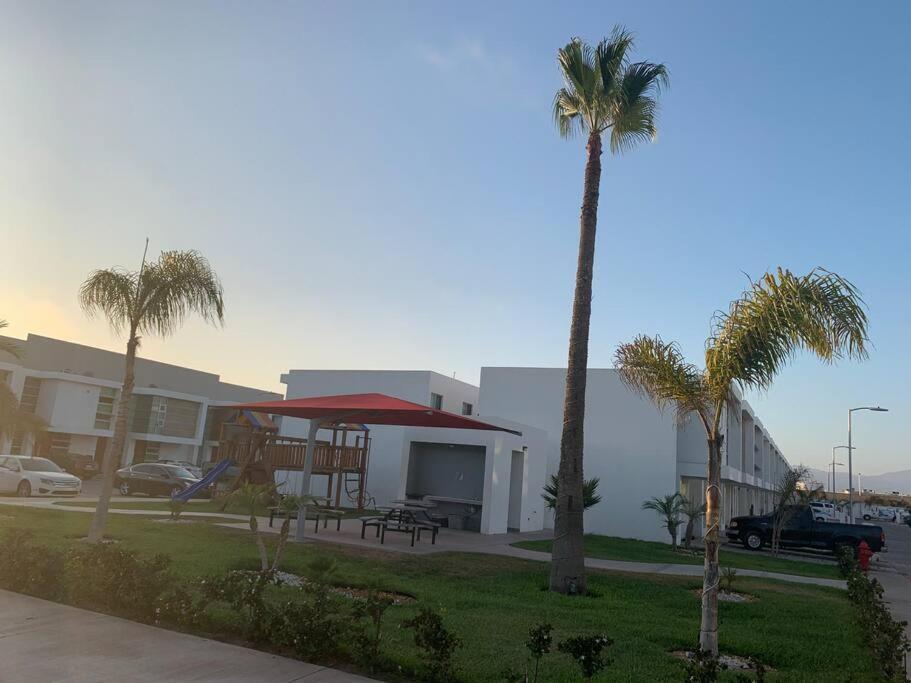 Вілла Casa Moderna Y Elegante En El Corazon De Ensenada! Екстер'єр фото